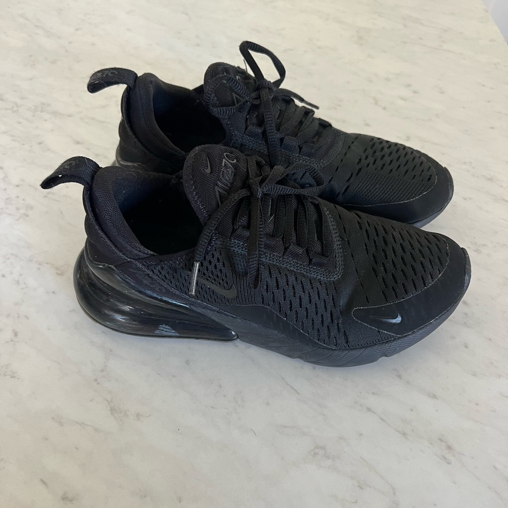Nike Air Max 270